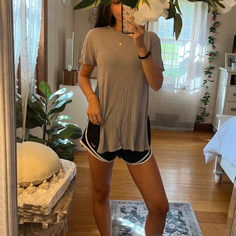 alo yoga top